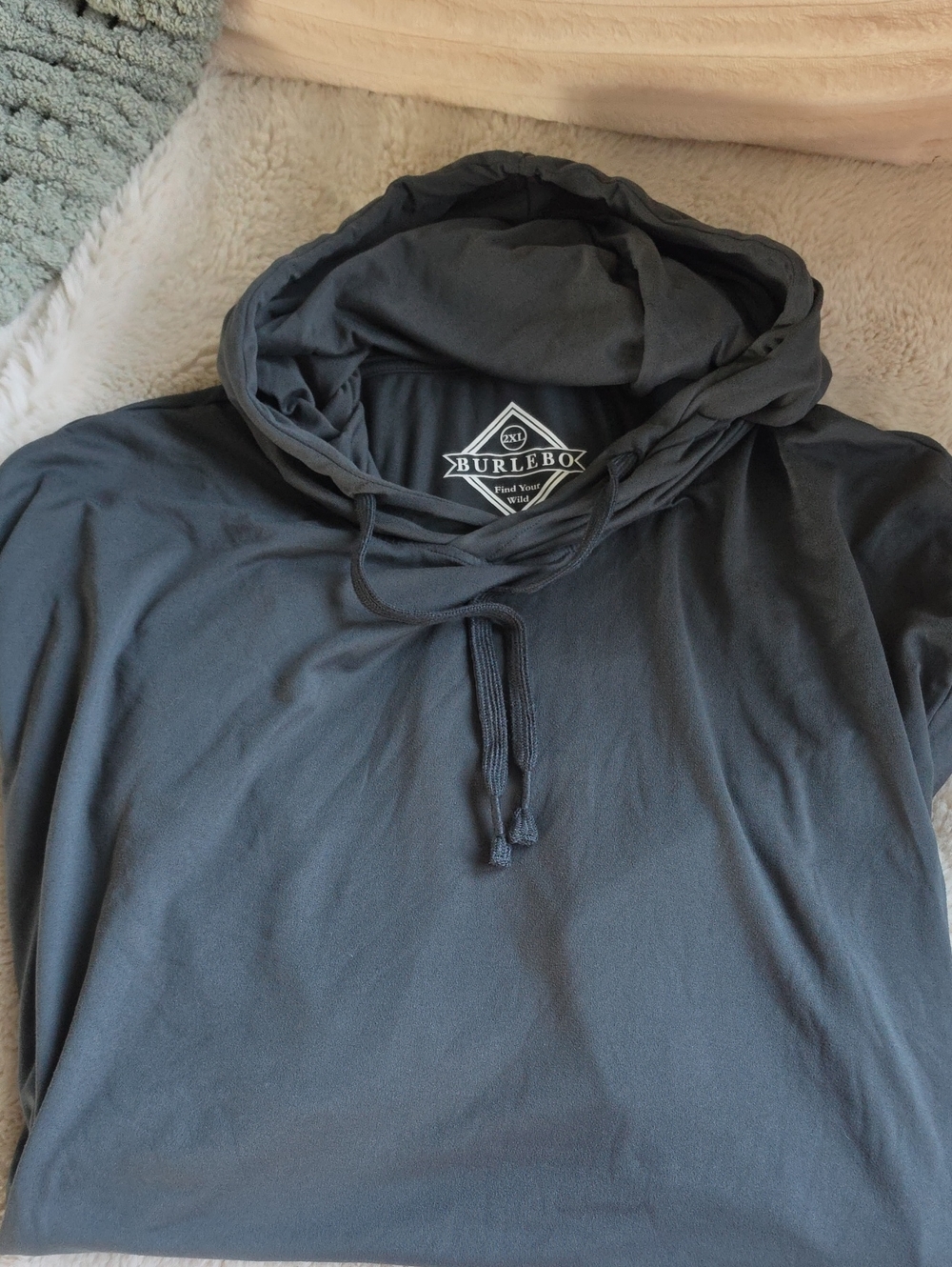 BURLEBO Men's Dark Gray Hooded Long-Sleeve Shirt